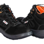 8700 – BOTINA DE AMARRAR C/ GANCHO SOLA BIDENSIDADE TRI SHOCK FIRE MODELO ADVENTURE